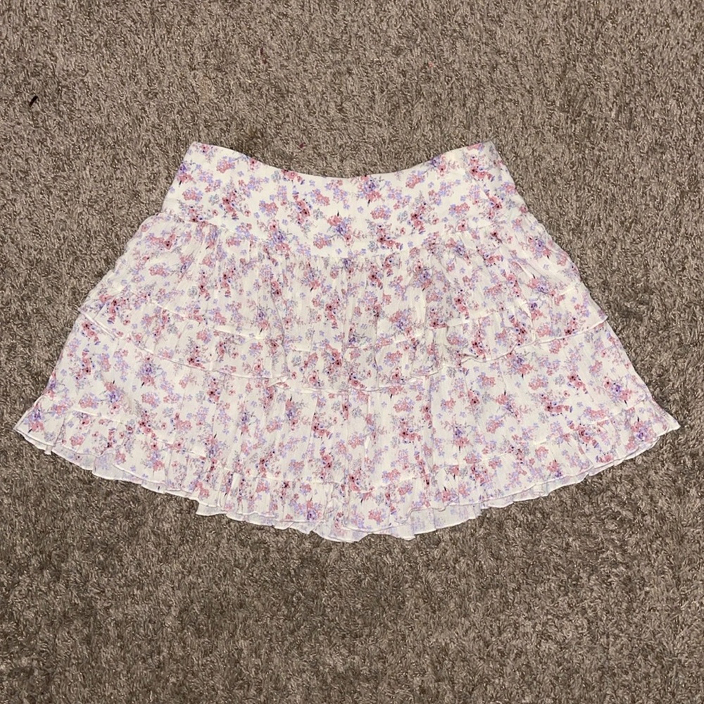 NWT Chelsea & Violet Floral Tiered Skirt